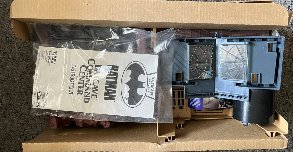 Vintage Vintage Batman Returns Batcave Command Center Playset 1991 ...